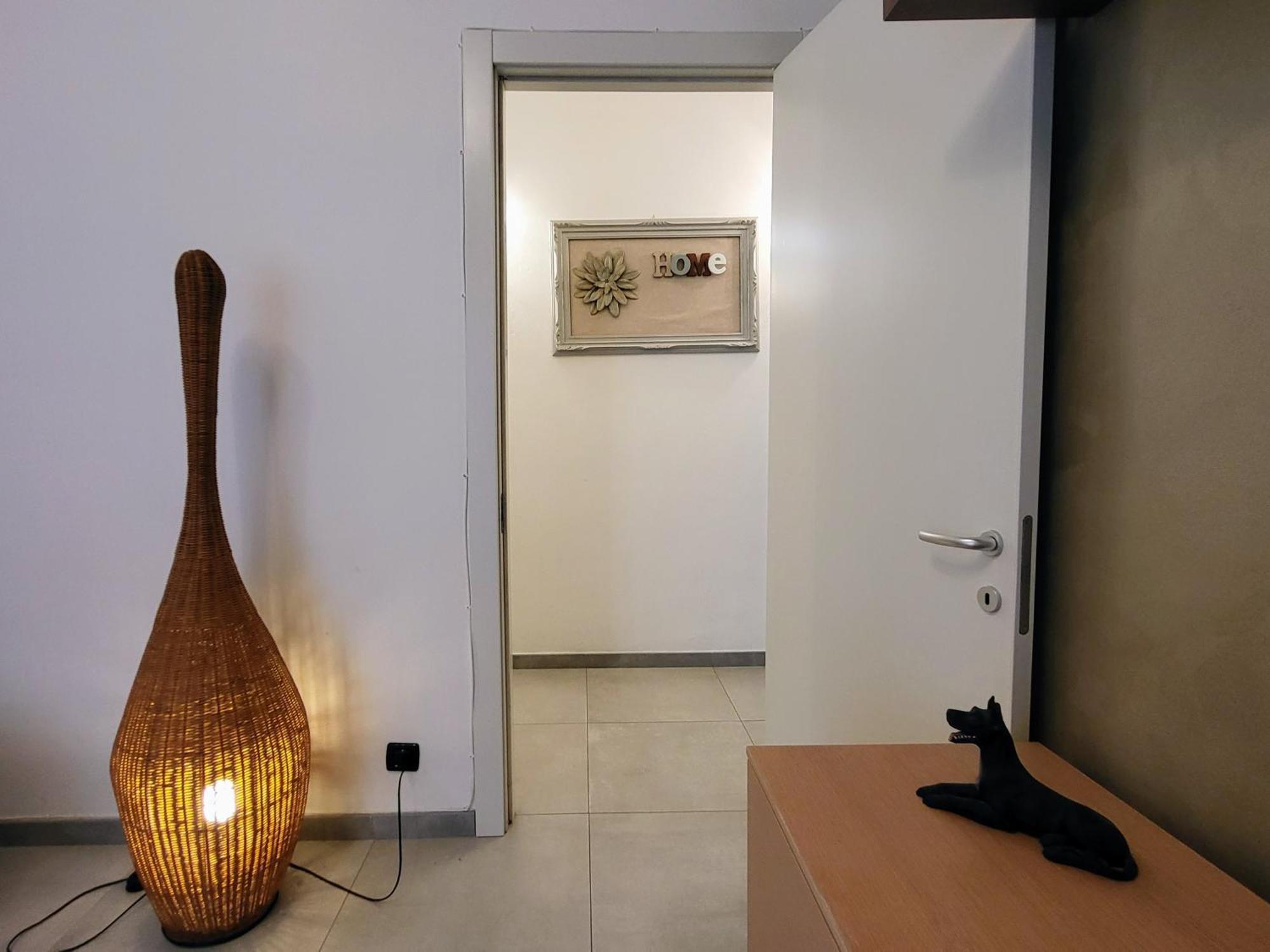 Bilocale Manuela In Via Signorelli A *